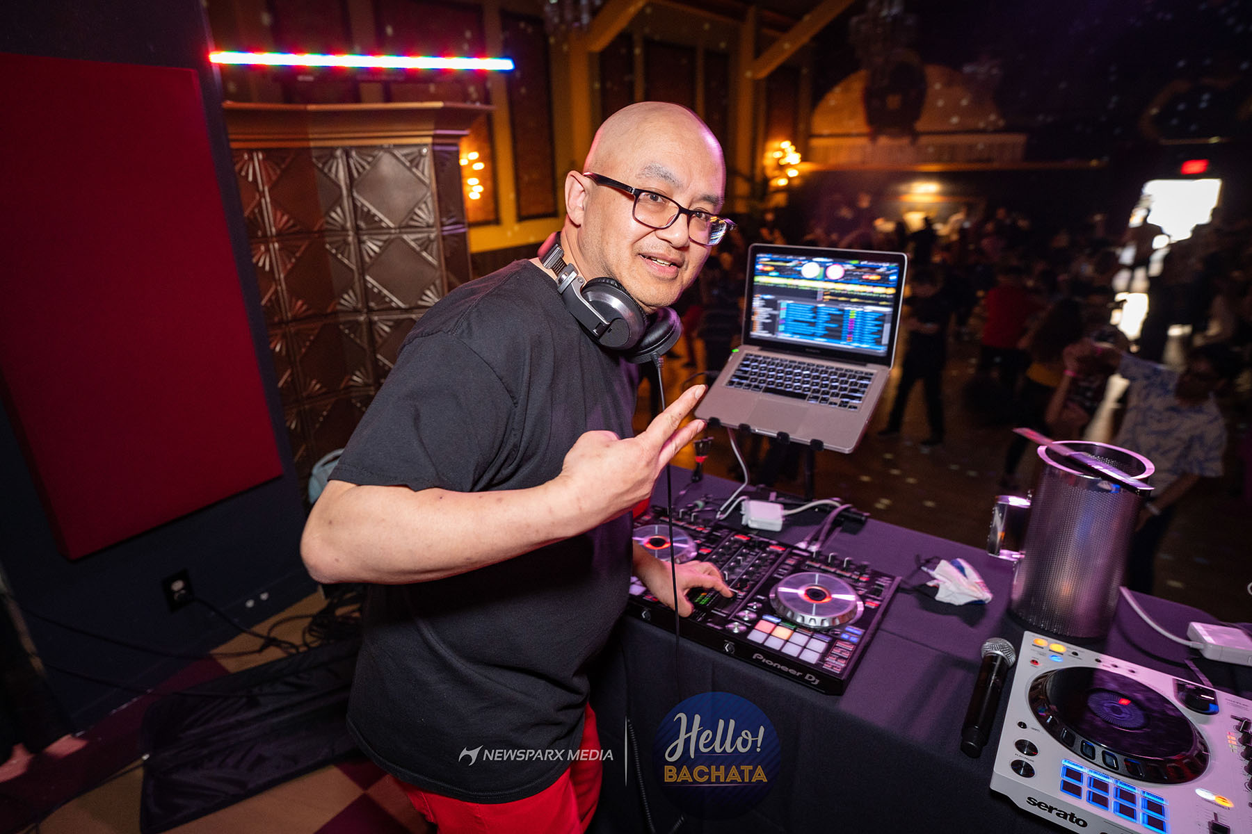 DJ Thiencito posing at Hello Bachata